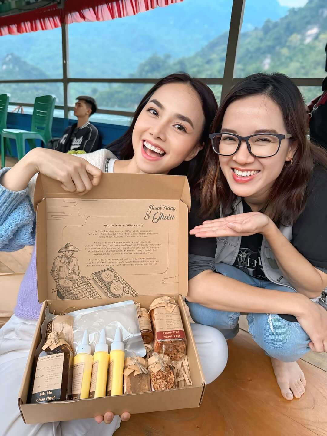 Sự tiếp tế quá là … ngon xỉu luôn, người em tâm lý Phan Nguyen Huong Xuan ới 🤤❤️